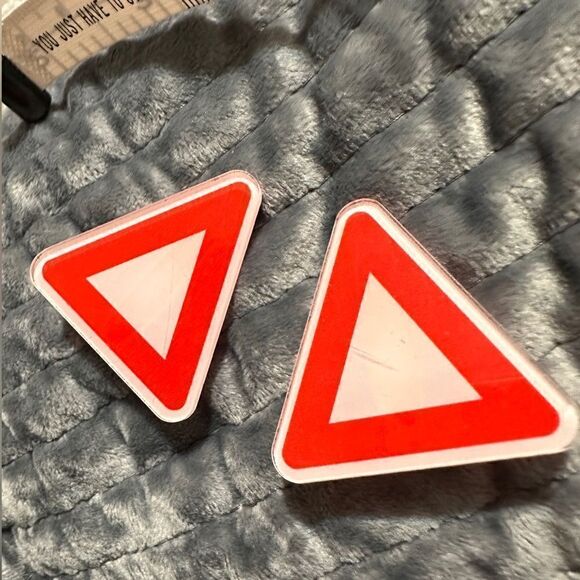 Hair Clip 2 Pcs NEW unique
red rectangle - Picture 3 of 14